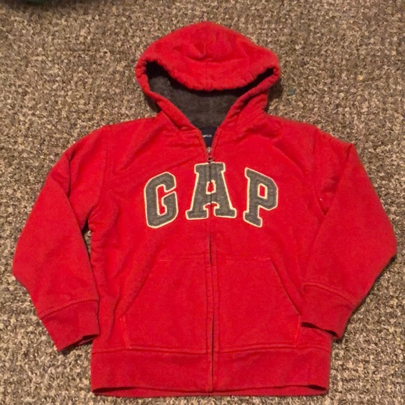 🎉Host Pick🎉 Gap Sweater - Picture 2 of 5